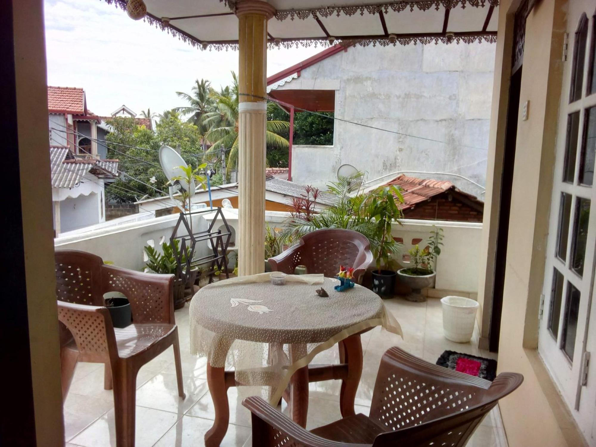 Randi Homestay Negombo Exterior photo